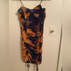 Women rigged multicolor dress